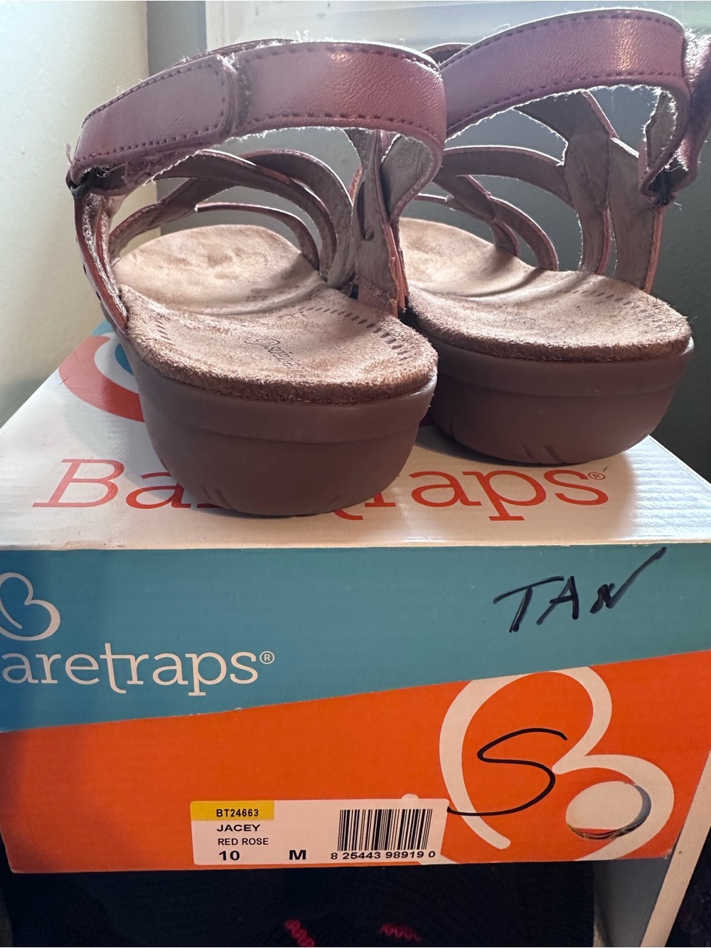 2pr Baretraps Strappy Comfort Jacey Sandals Navy & Red Rose size 10 - Picture 14 of 15
